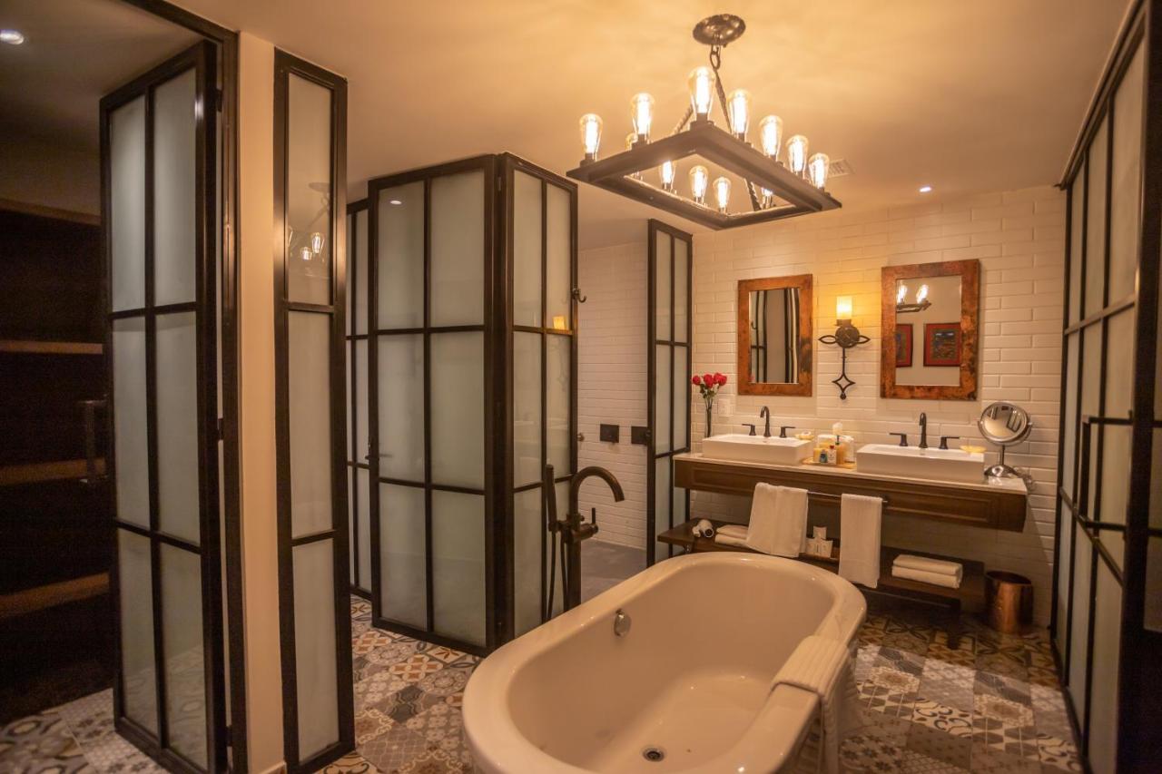كابو سان لوكاس Luxurious Suites With Private Balconies, Vista Encantada Resort, Spa & Retreat المظهر الخارجي الصورة